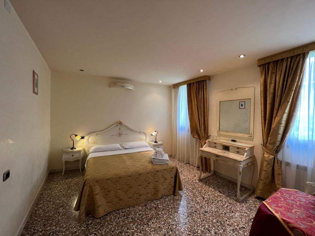 Venice Inn Εξωτερικό φωτογραφία