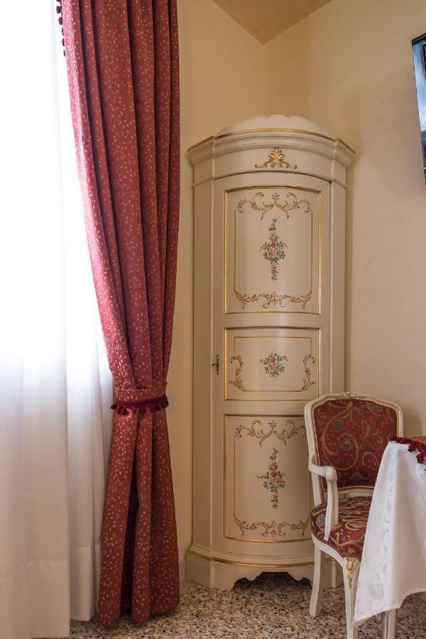 Venice Inn Εξωτερικό φωτογραφία