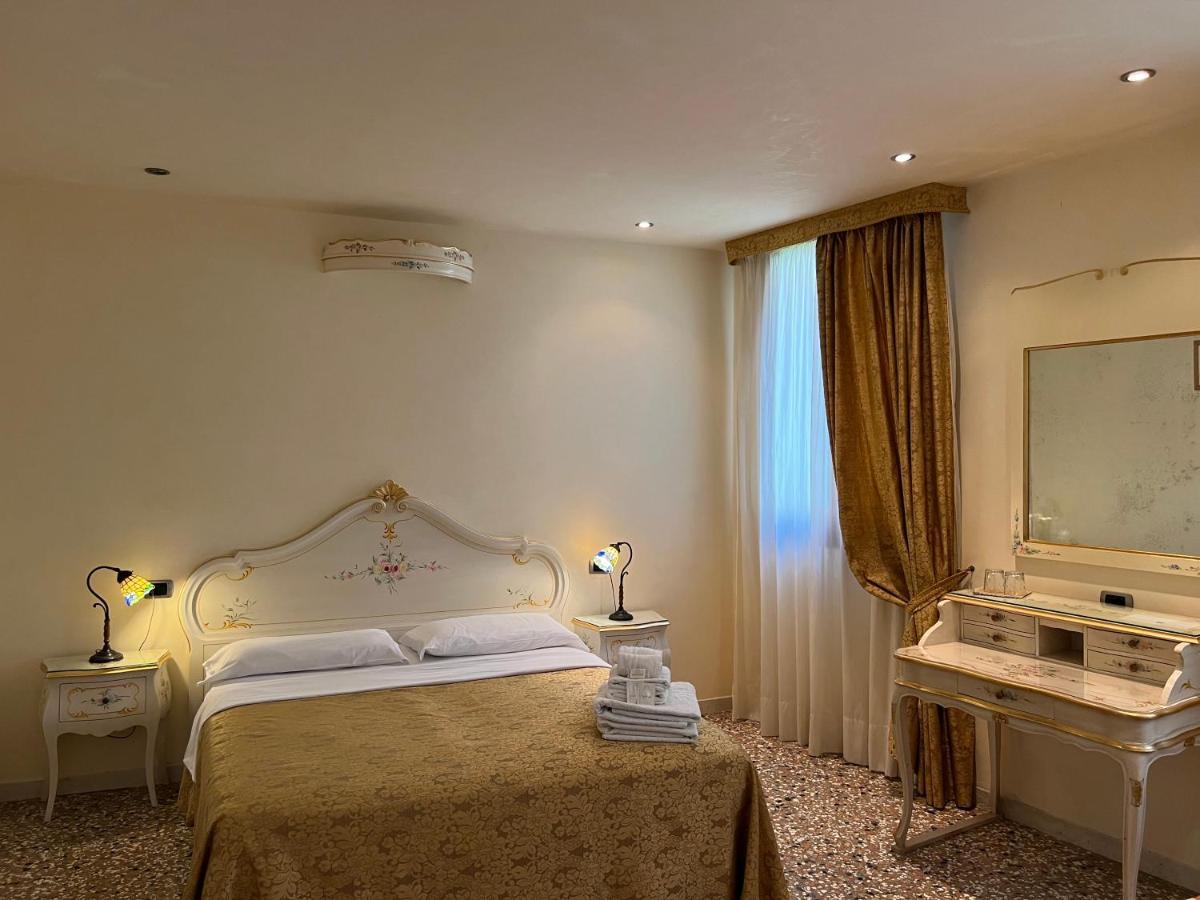 Venice Inn Εξωτερικό φωτογραφία