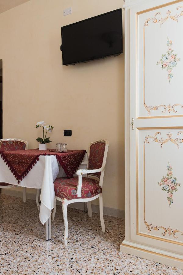 Venice Inn Εξωτερικό φωτογραφία