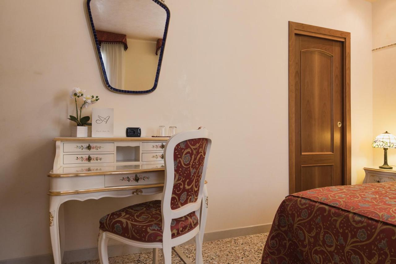 Venice Inn Εξωτερικό φωτογραφία