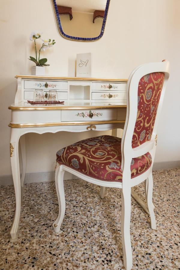 Venice Inn Εξωτερικό φωτογραφία